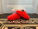 Nike Mind 001 “ Solar Red “ Maat 40,5, Enlèvement ou Envoi, Sandales et Mûles, Neuf, Rouge