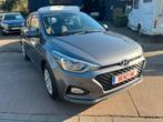 Hyundai i20 1.2i / 150.518 km / benzine, Autos, Argent ou Gris, Euro 6, Entreprise, Noir