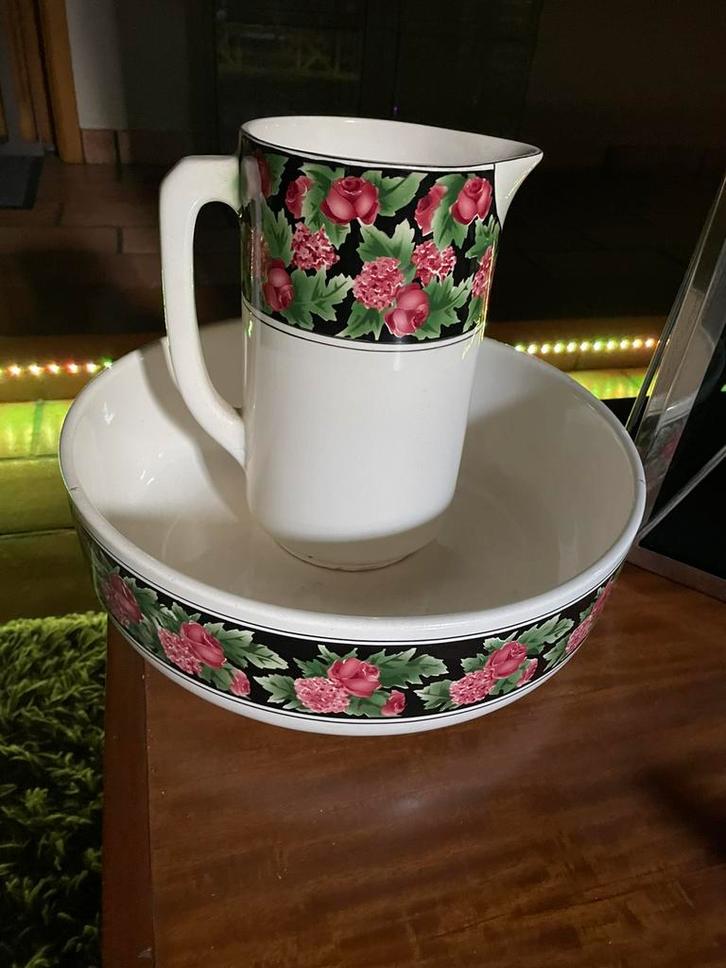 Lavabo ancien, Antiquités & Art, Antiquités | Services (vaisselle) pièces, Enlèvement