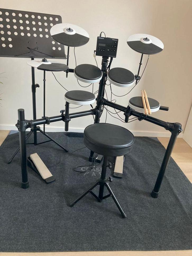 Roland TD-02K V-Drums + accessoires + extra kick, Musique & Instruments, Batteries & Percussions, Comme neuf, Roland, Électronique