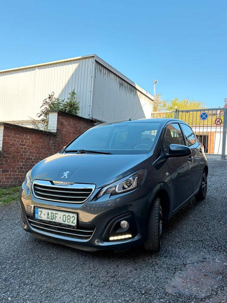 Peugeot 108 2015, Autos, Peugeot, Particulier, Bluetooth, 5 portes, Rouge, Gris, Enlèvement ou Envoi