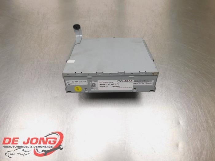 Radio d'un Volkswagen Touareg, Autos : Pièces & Accessoires, Électronique & Câbles, Volkswagen, Utilisé, 3 mois de garantie, Enlèvement ou Envoi