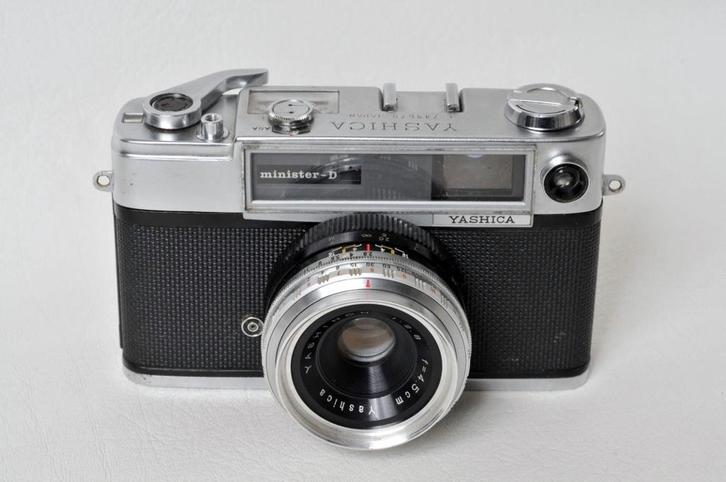 Yashica Minister D + bouchon d’objectif + mode d’emploi ., Audio, Tv en Foto, Fotocamera's Analoog, Gebruikt, Compact, Ophalen of Verzenden