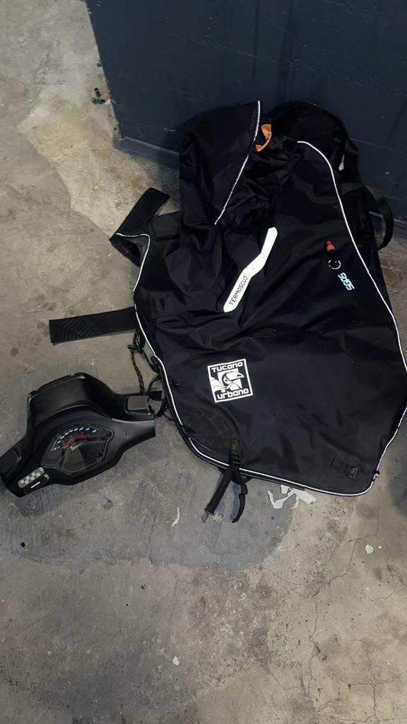 Vespa sprint 2024 onderdelen, Vélos & Vélomoteurs, Cyclomoteurs | Accessoires, Comme neuf, Enlèvement ou Envoi