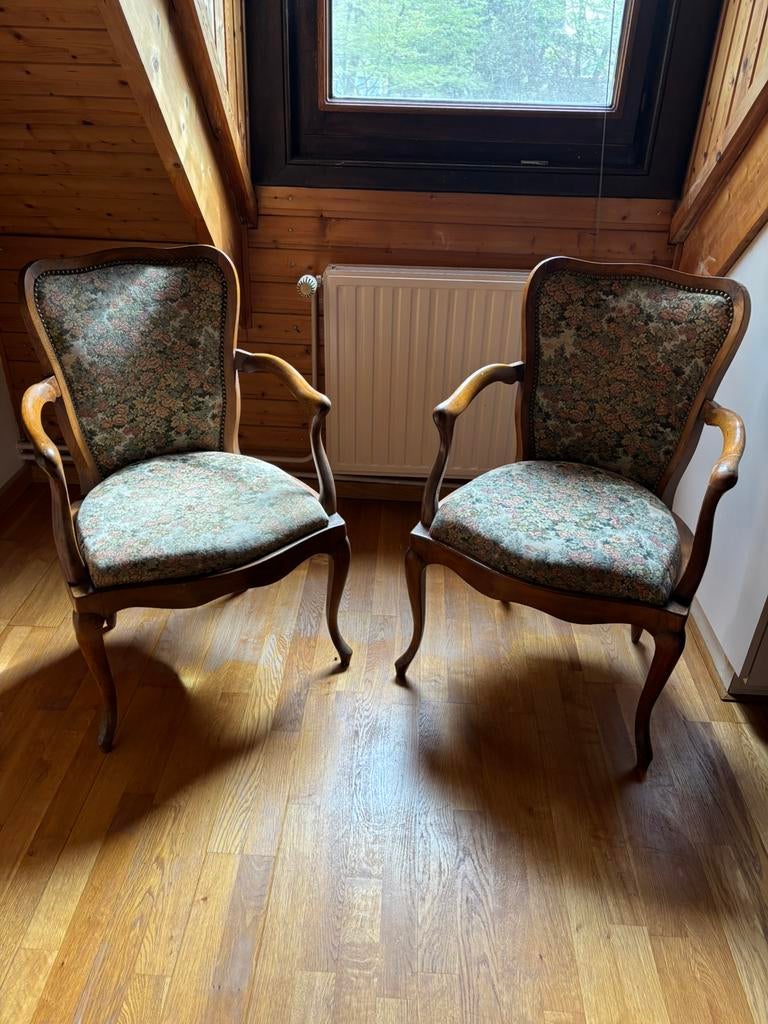 2 chaises classiques de style campagnard - structure en bois, Antiquités & Art, Enlèvement