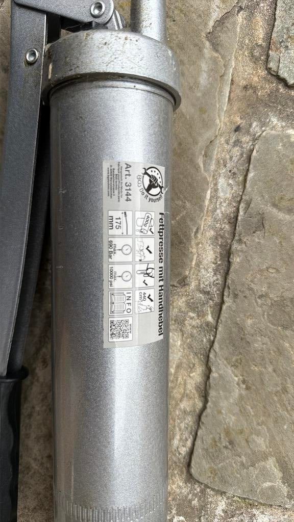 BGS vetspuit, Ophalen, Zo goed als nieuw