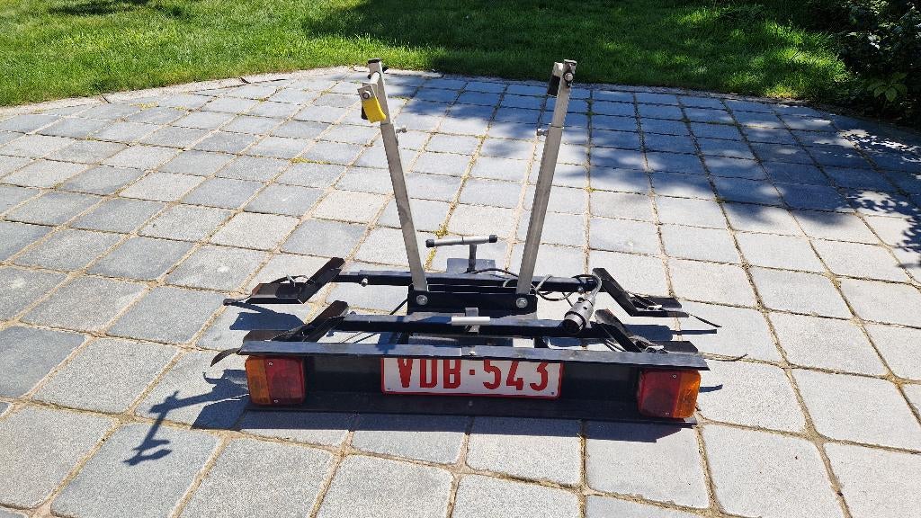 Fietsendrager, Ophalen, 2 fietsen, Gebruikt, Trekhaakdrager