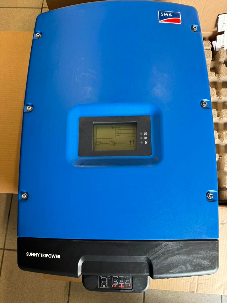 SMA STP7000, Doe-het-zelf en Bouw, Zonnepanelen en Toebehoren, Ophalen, Zo goed als nieuw