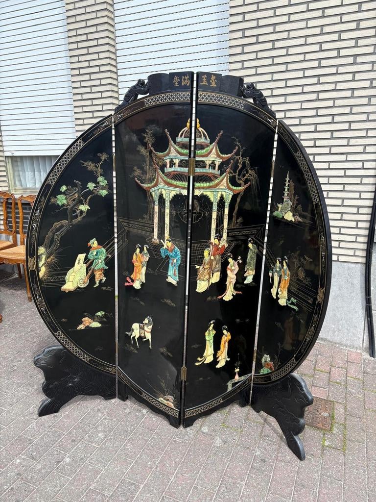 Chinees Paravant, Ophalen