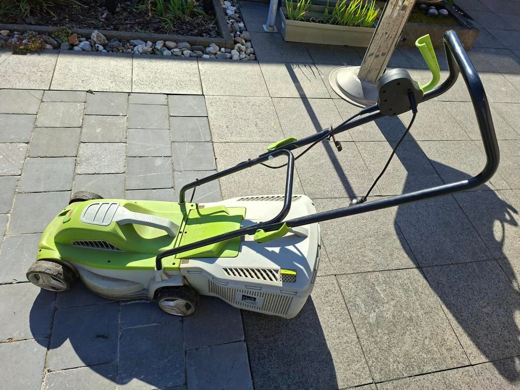 Electrische grasmaaier central park, Ophalen