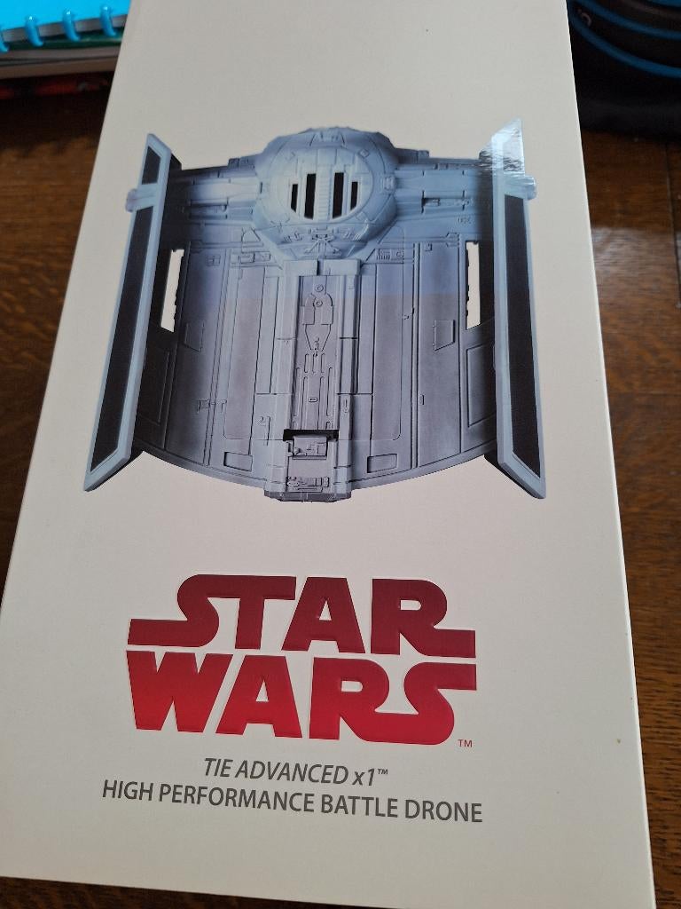 Star wars Tie Advanced x1 High Performance Battle Drone, Hobby & Loisirs créatifs, Modélisme | Radiocommandé & Téléguidé | Hélicoptères & Quadricoptères