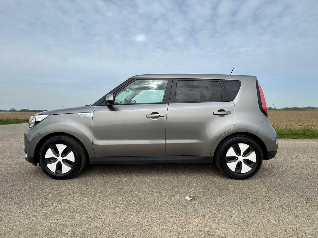 Kia - 2014 - Soul - EV Exécutif. Ligne 27 kWh - Voiture, Autos, Kia, Achat, Entreprise, Soul, Occasion