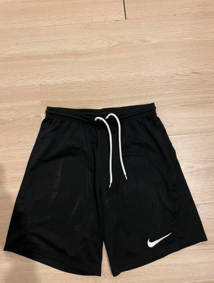 Zwarte korte broek van Nike, Kleding | Heren, Sportkleding, Gedragen, Voetbal, Maat 46 (S) of kleiner, Zwart, Ophalen of Verzenden