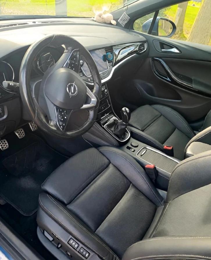 Opel Astra sports Tourer+, Auto's, Opel, Particulier, Astra, Zetelverwarming, Diesel, Ophalen