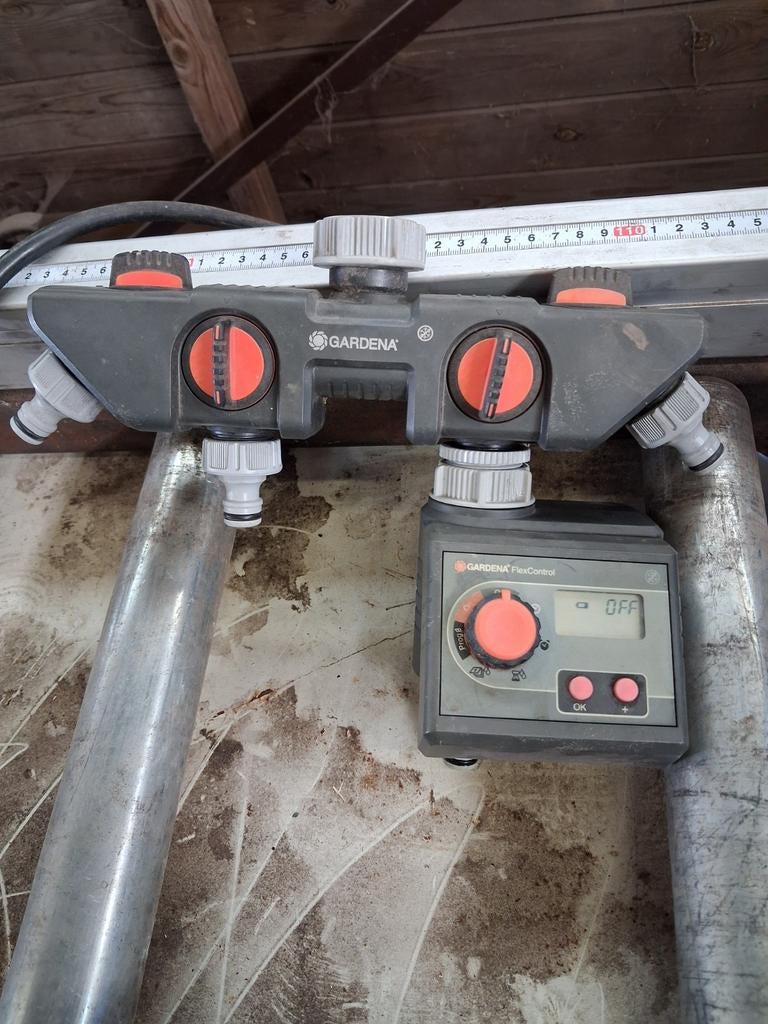 Gardena 4-weg verdeler en computer, Tuin en Terras, Bewateringscomputers, Ophalen