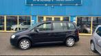 VW Touran 1.6 fsi, Achat, Boîte manuelle, 1498 kg, 5 portes