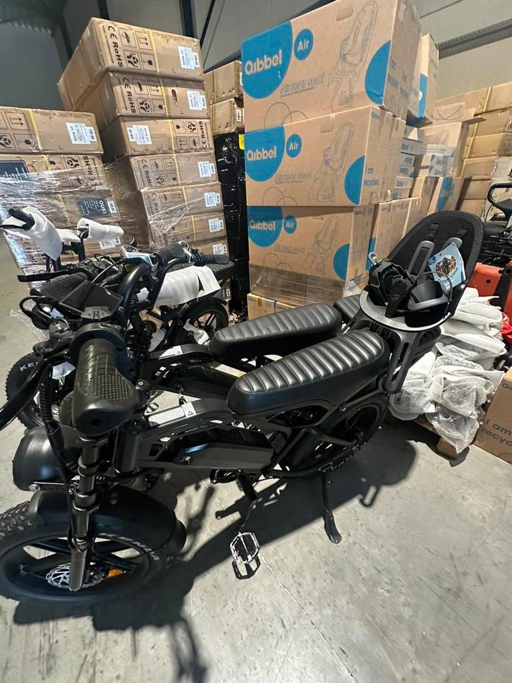 Fatbike v80 met fietstoeltje!! nieuw, Fietsen en Brommers, Snorfietsen en Snorscooters, Zo goed als nieuw, Ophalen