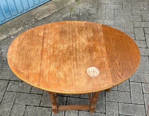 Leuke bijzettafel, Antiek en Kunst, Antiek | Meubels | Tafels, Ophalen