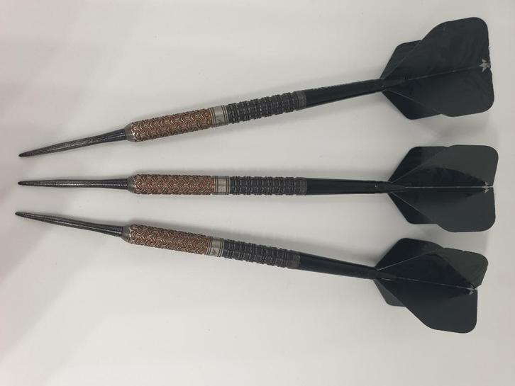 Darts pijlen Mission Archon Black & Bronze 97,5% 22 gram, Sport en Fitness, Darts, Gebruikt, Pijlen, Ophalen of Verzenden