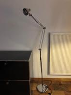 Vloerlamp in industriële stijl – verstelbaar – chroom afwerk, Huis en Inrichting, Ophalen, Gebruikt, Metaal, 150 tot 200 cm