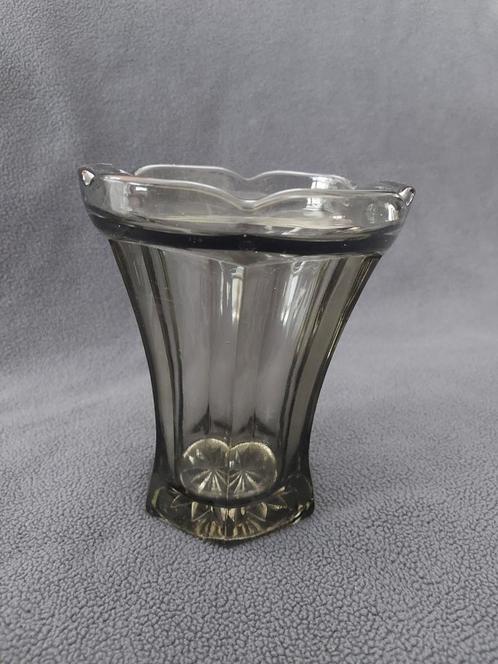 Vase tulipe gris, Antiek en Kunst, Antiek | Vazen, Ophalen