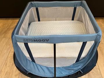 AeroMoov Instant Travel Cot + accessoires beschikbaar voor biedingen