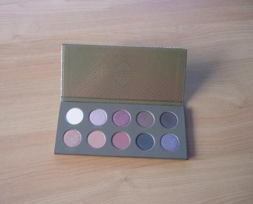 Zoeva Cocoa blend oogschaduw palette eyeshadow, Handtassen en Accessoires, Uiterlijk | Cosmetica en Make-up, Ophalen of Verzenden