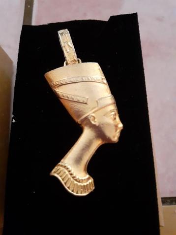 Pendentif nefertiti 6cms