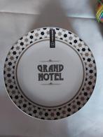 Assiettes, Maison & Meubles, Enlèvement ou Envoi, Porcelaine