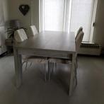 Tafel met 4 stoelen en kast, Ophalen