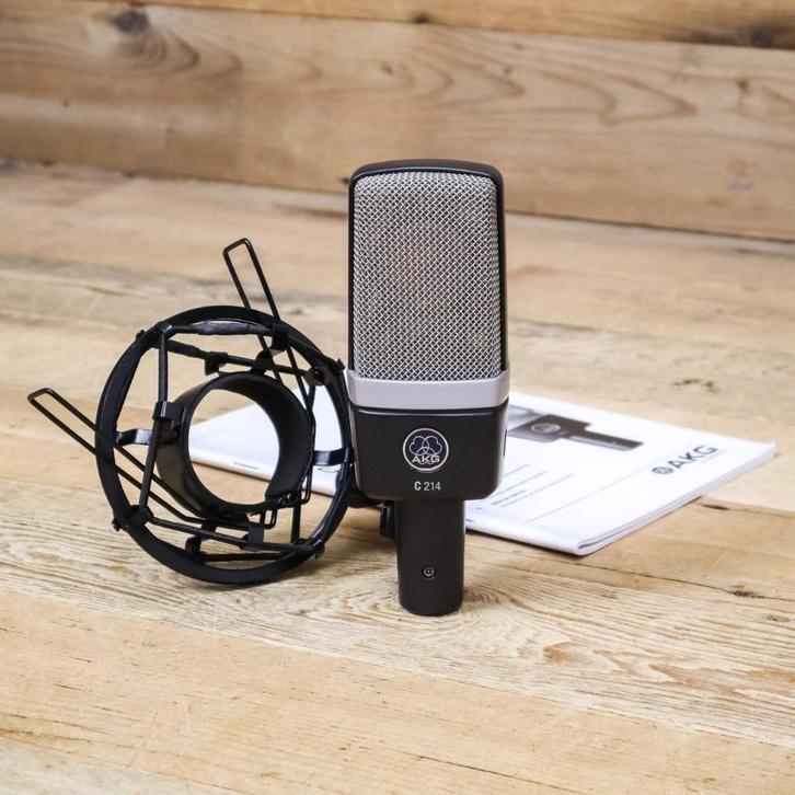 AKG C214 studio condensatormicrofoon, Muziek en Instrumenten, Microfoons, Zo goed als nieuw, Ophalen of Verzenden