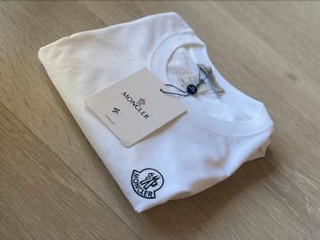 Moncler t-shirt, Neuf, Moncler, Enlèvement ou Envoi, Blanc