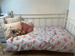 Eenpersoons wit ijzeren bed, Ophalen of Verzenden, Zo goed als nieuw, Matras