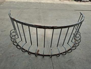 Balustrade beschikbaar voor biedingen