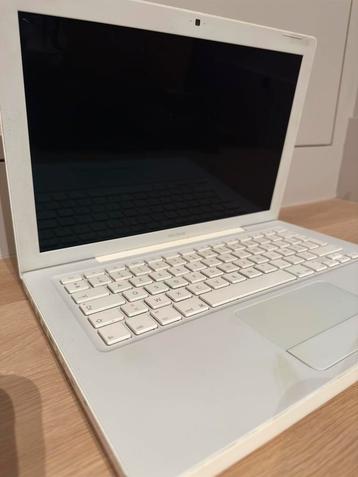 Macbook 2008 geen HDD beschikbaar voor biedingen