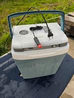 Frigobox 220V/12v 25€ caravan werfkeet tenten koelkast bouw, Caravans en Kamperen, Caravanaccessoires, Zo goed als nieuw