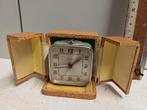 ancien reveil de voyage + coffret fonctionne, Enlèvement ou Envoi