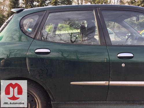 PORTIER DEUR RECHTS ACHTER DAIHATSU SIRION FACELIFT, Autos : Pièces & Accessoires, Carrosserie & Tôlerie, Porte, Utilisé, Enlèvement ou Envoi