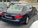 Mercedes-Benz E250 | Benzine | Automaat | Navigatie | Leder, Auto's, Automaat, Achterwielaandrijving, 4 cilinders, Blauw