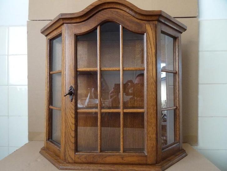 Vitrine armoire vitrine suspendue vitrine prix de retrait45e, Maison & Meubles, Armoires | Vitrines, Utilisé, Moins de 100 cm