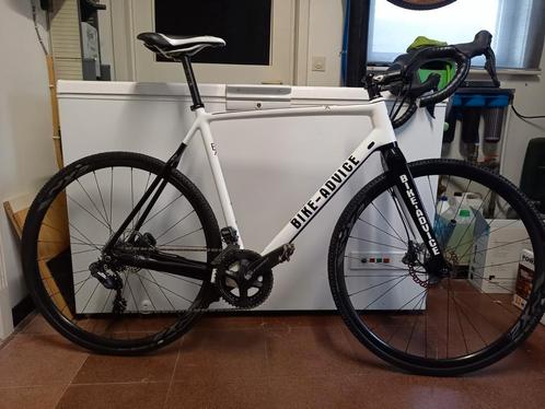 Gravel crossfiets large ultegra di2, Fietsen en Brommers, Fietsen | Racefietsen, Zo goed als nieuw, Giant, Ophalen of Verzenden