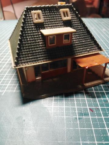 Faller b250 ho huis beschikbaar voor biedingen