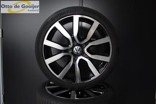 18Inch Volkswagen Golf Passat ZomerbandenPIRELLI 225/40ZR18, Auto-onderdelen, Banden en Velgen, Banden en Velgen, Zomerbanden