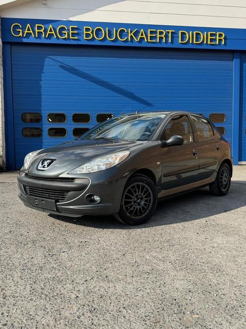 Peugeot 206 (bj 2011), Auto's, Peugeot, Bedrijf, Te koop, ABS, Centrale vergrendeling, Elektrische ramen, Lichtmetalen velgen