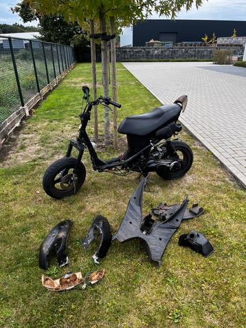 Peugeot vivacity 2t beschikbaar voor biedingen