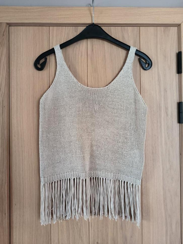 Beige dames topje. Mt M, Kleding | Dames, Topjes, Zo goed als nieuw, Maat 38/40 (M), Beige, Zonder mouw, Ophalen of Verzenden