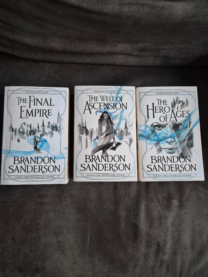 Mistborn serie - Brandon Sanderson (Engels), Boeken, Overige Boeken, Zo goed als nieuw, Ophalen