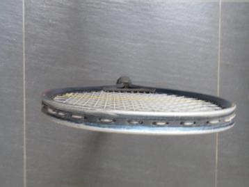Tennisracket goed merk beschikbaar voor biedingen