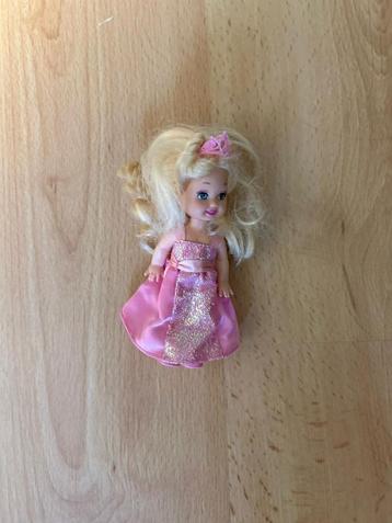 barbie pop klein beschikbaar voor biedingen