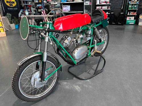 Moto Guzzi Stornello 125cc Race Replica 1961 UNIEK STUK !!, Motoren, Motoren | Moto Guzzi, Particulier, Sport, 11 kW of minder